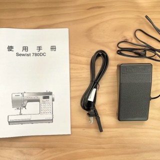 車樂美 Janome 780DC 電腦型縫紉機（送輔助桌）