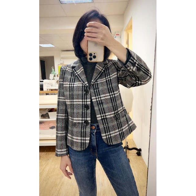 女裝甲級-全裡西裝領對格立式口袋外套(黑白彩條樣衣)